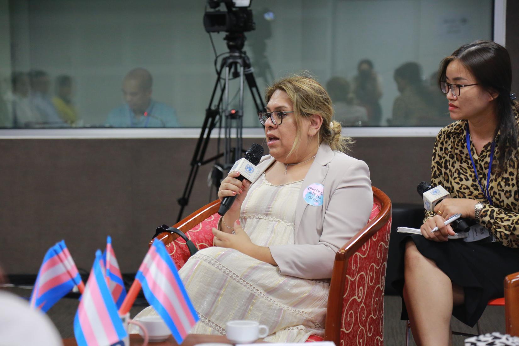 Bà Alba Rueda, Đặc phái viên về Xu hướng tính dục và Bản dạng Giới của Argentina. 