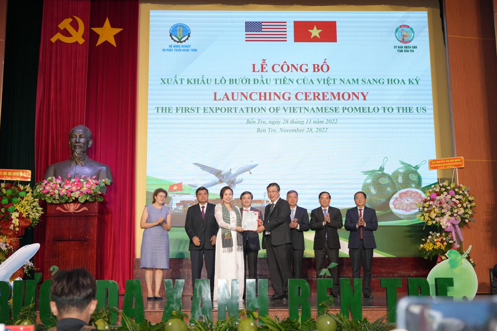 Lễ công bố xuất khẩu lô bưởi đầu tiên của Việt Nam sang Hoa Kỳ
