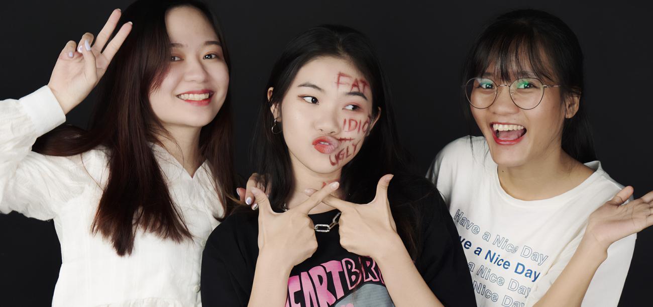ly tu nha and friends