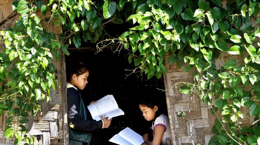 Children studying. Photo credit: UN in Viet Nam/Tran Van Tuy